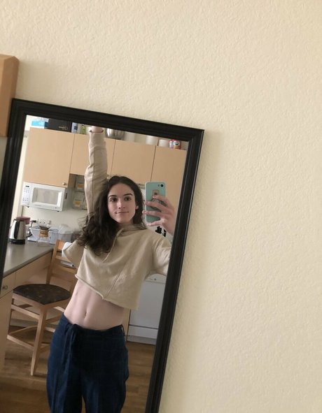 frogs4girls OnlyFans Striptease