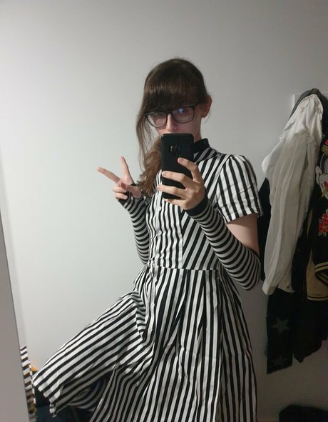 Beccasaur64 OnlyFans-Fotos