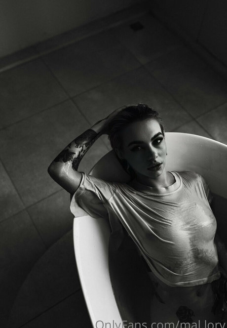 mal lory Nacktbilder von OnlyFans