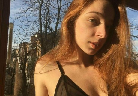 maya red haired Nacktbilder OnlyFans geleakt