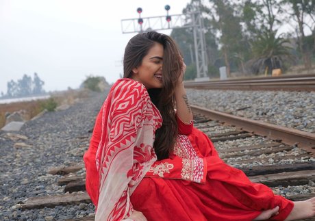 Sukh Bains NurlyFans-Pornos