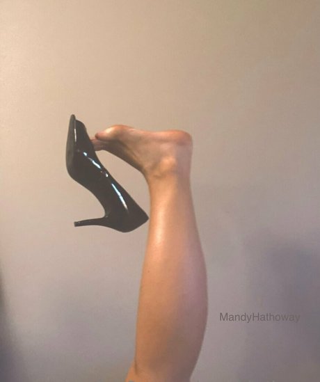mandyhathoway OnlyFans