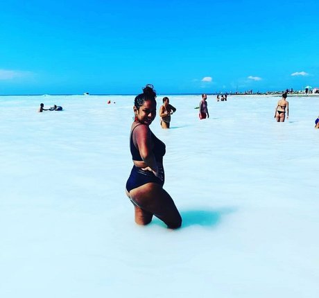 karolin25 OnlyFans-Inhalte