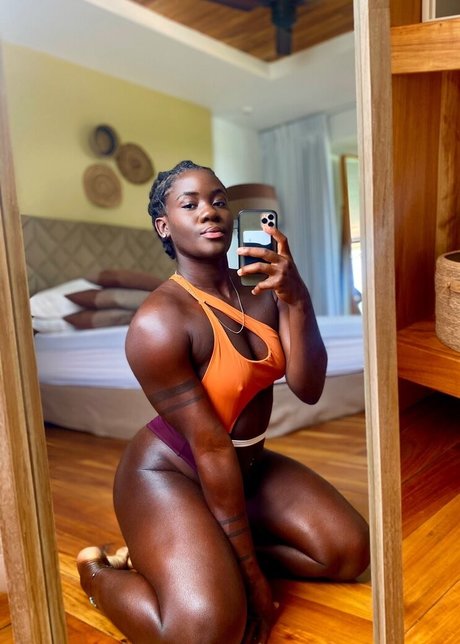 Bina colada_ Gratis OnlyFans