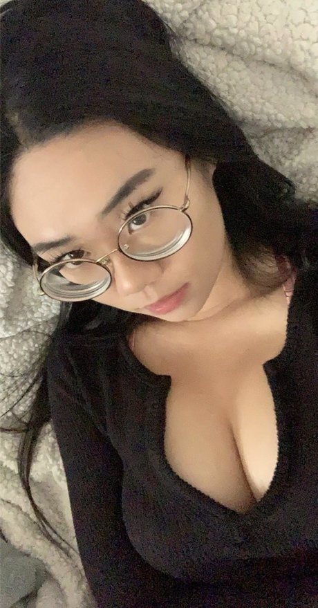 KittyEyess Kostenlose OnlyFans-Inhalte