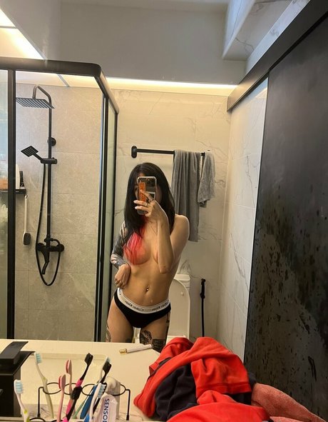 Thotoro Oben ohne OnlyFans