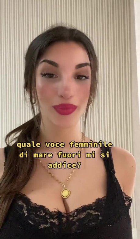 ika dauria OnlyFans Strip