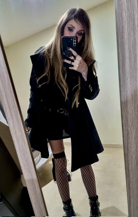 Chio Uyuni OnlyFans XX