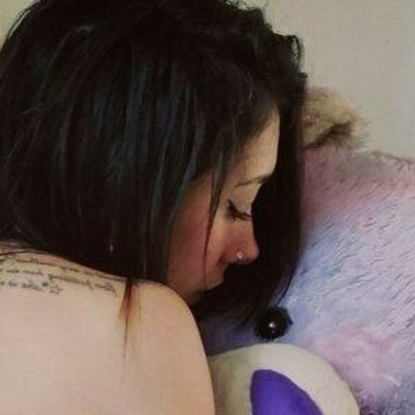 Karoltwerk Nacktbilder auf OnlyFans