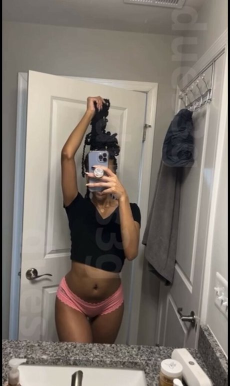 Alleyesondee OnlyFans Bilder