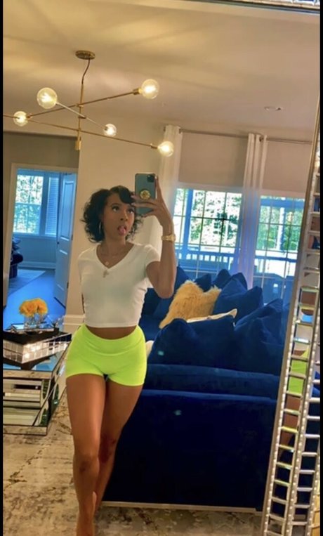 Alleyesondee Nackt auf OnlyFans Leaks