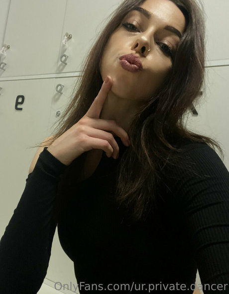 ur private dancer Nacktbilder von OnlyFans geleakt