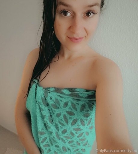 kittylou OnlyFans Gratis-Inhalte
