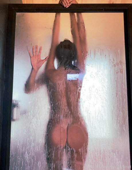 juli moi OnlyFans-Bilder