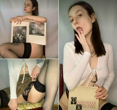 latex ebony OnlyFans-Model