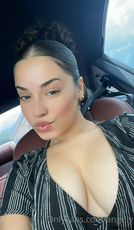 angrily OnlyFans Leak