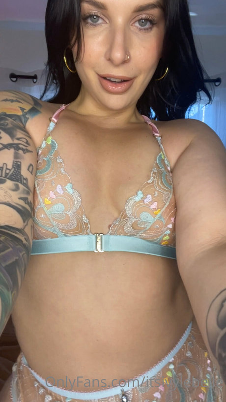 busty mom onlyfans hot sex archive