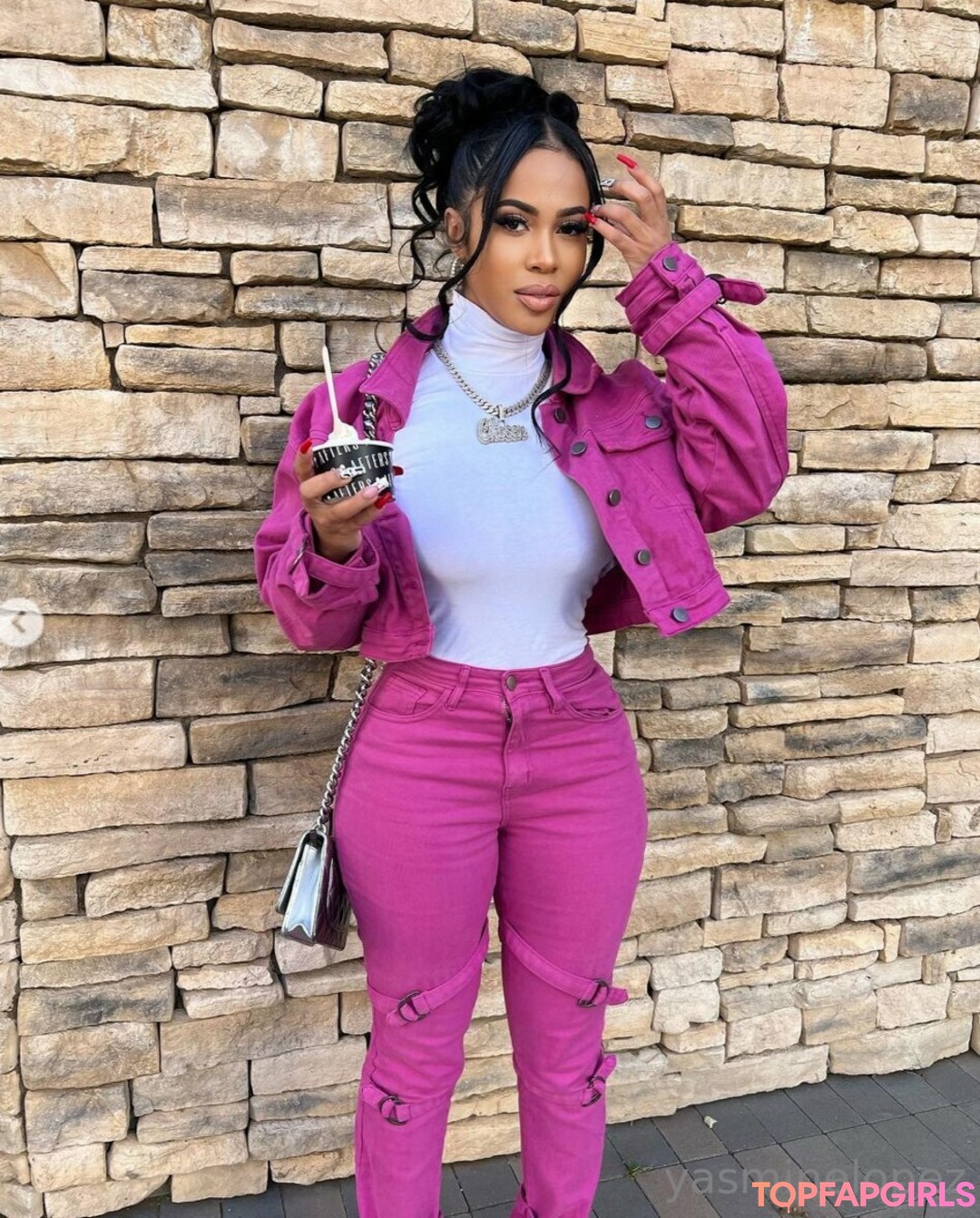 Yasmine Lopez pornstar top photos