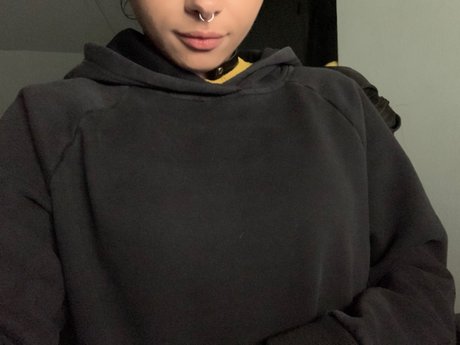 blonde xxx onlyfans art naked pictures