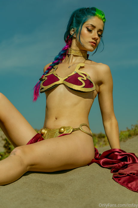 Itsfay erotic model photo