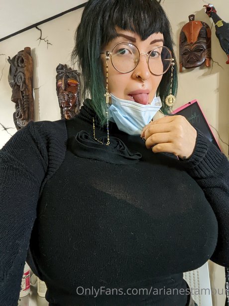 Ariane Saint Amour Profile pic