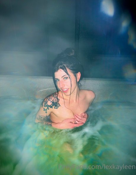 Lexkayleen pornstar exclusive photo