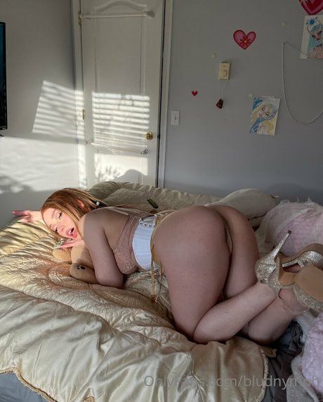 Bbblud top actress photo