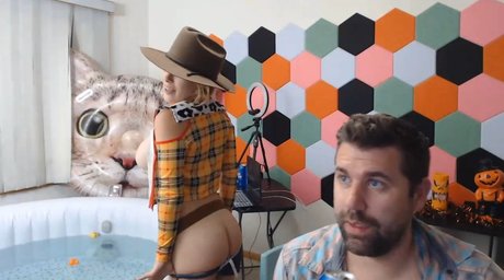 skinny shemale onlyfans art naked picture