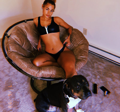 Janae Girard Profile pic