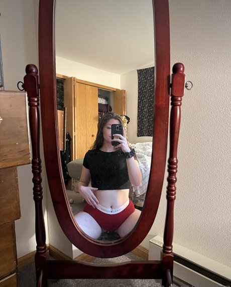 Dezbez420 high quality model photo