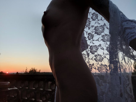 Blue Domino73 exclusive pornstar images