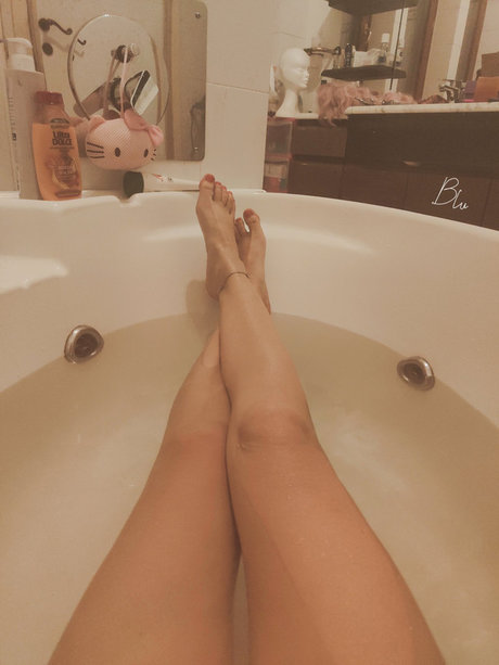 swinger milf onlyfans beautiful xxx galleries