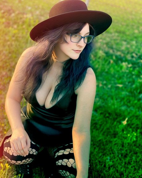 amateur onlyfans exclusive image