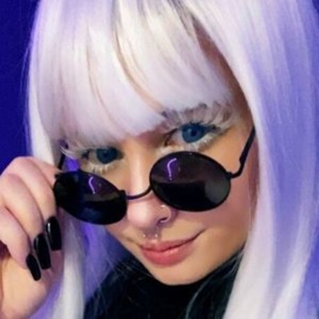 BatxBabi adult model photo