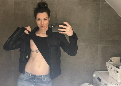 bbw pregnant onlyfans hot nude picture