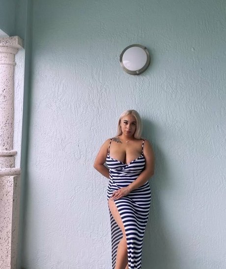 vixxenxoxo pornstar art image