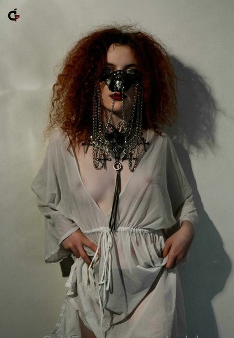 Aybuke Dobreva beautiful star pics