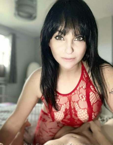 wife and mama vip perfect model pic