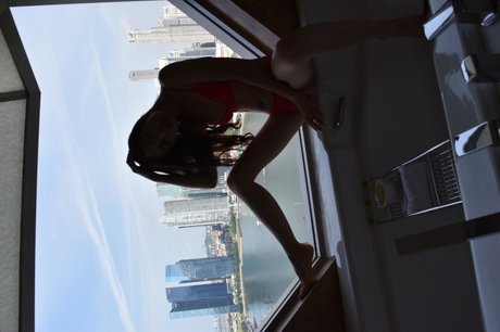 Housewife style amanda sex actress images