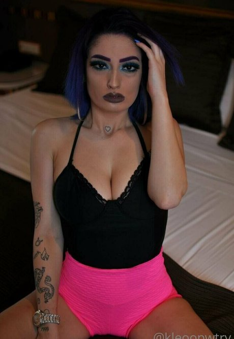 kleopwtrx model erotic image