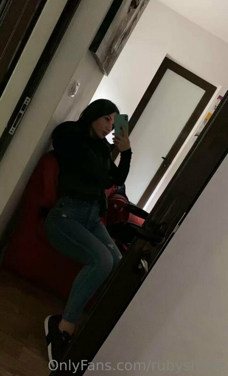 rubyshyne pretty star photo