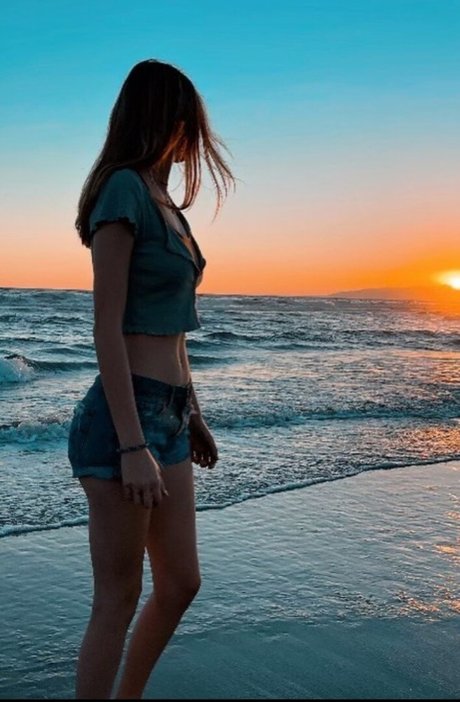 AmbryDear_ free pornstar archive