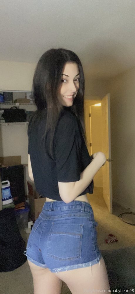 AmbryDear_ model top galleries