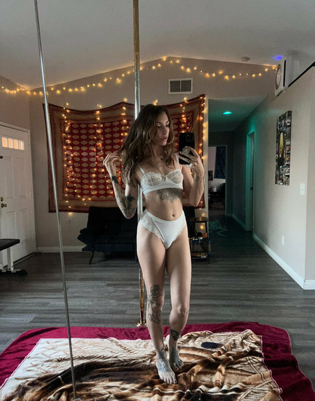 Miss angeliquew hd pornstar gallery