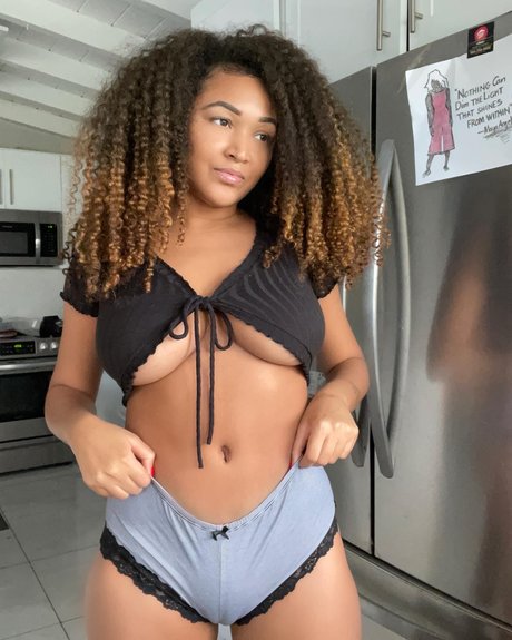 Daisy Daisy model galleries