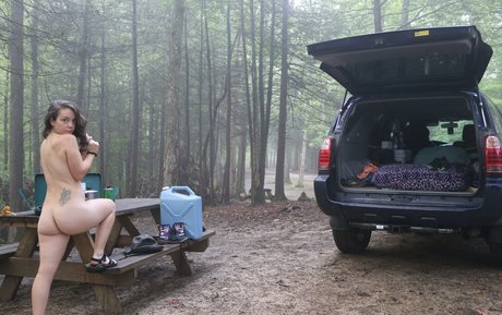 Teresa Mycelia beautiful star pic