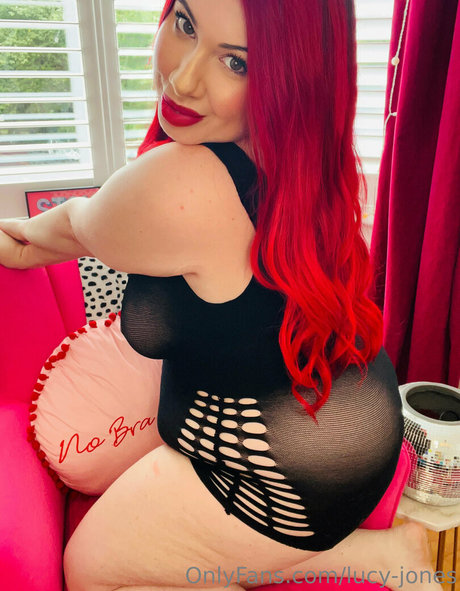 Lucy Jones model free photos