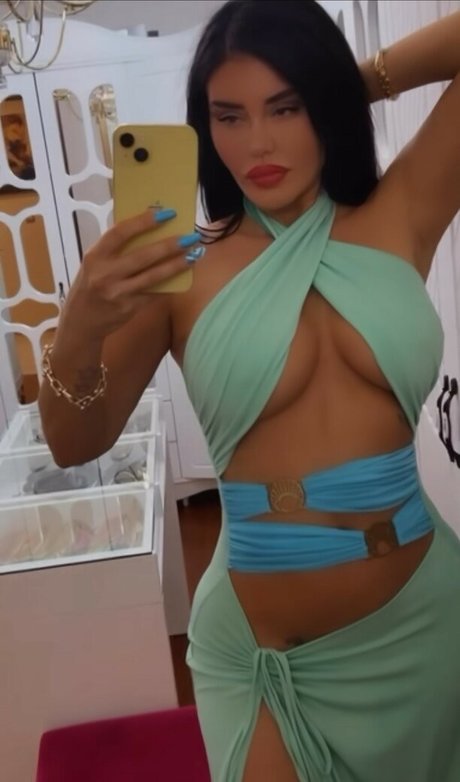 Ebru Polat sex model gallery