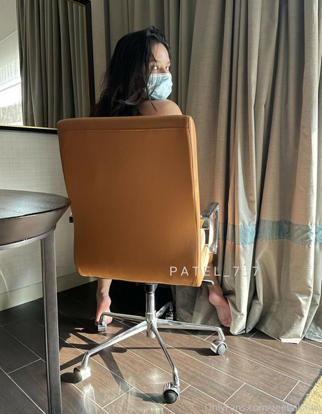 Zeeba Kalan hot model pic