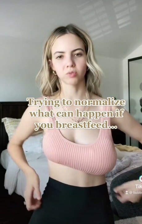 Bobbi Althoff sex model photo